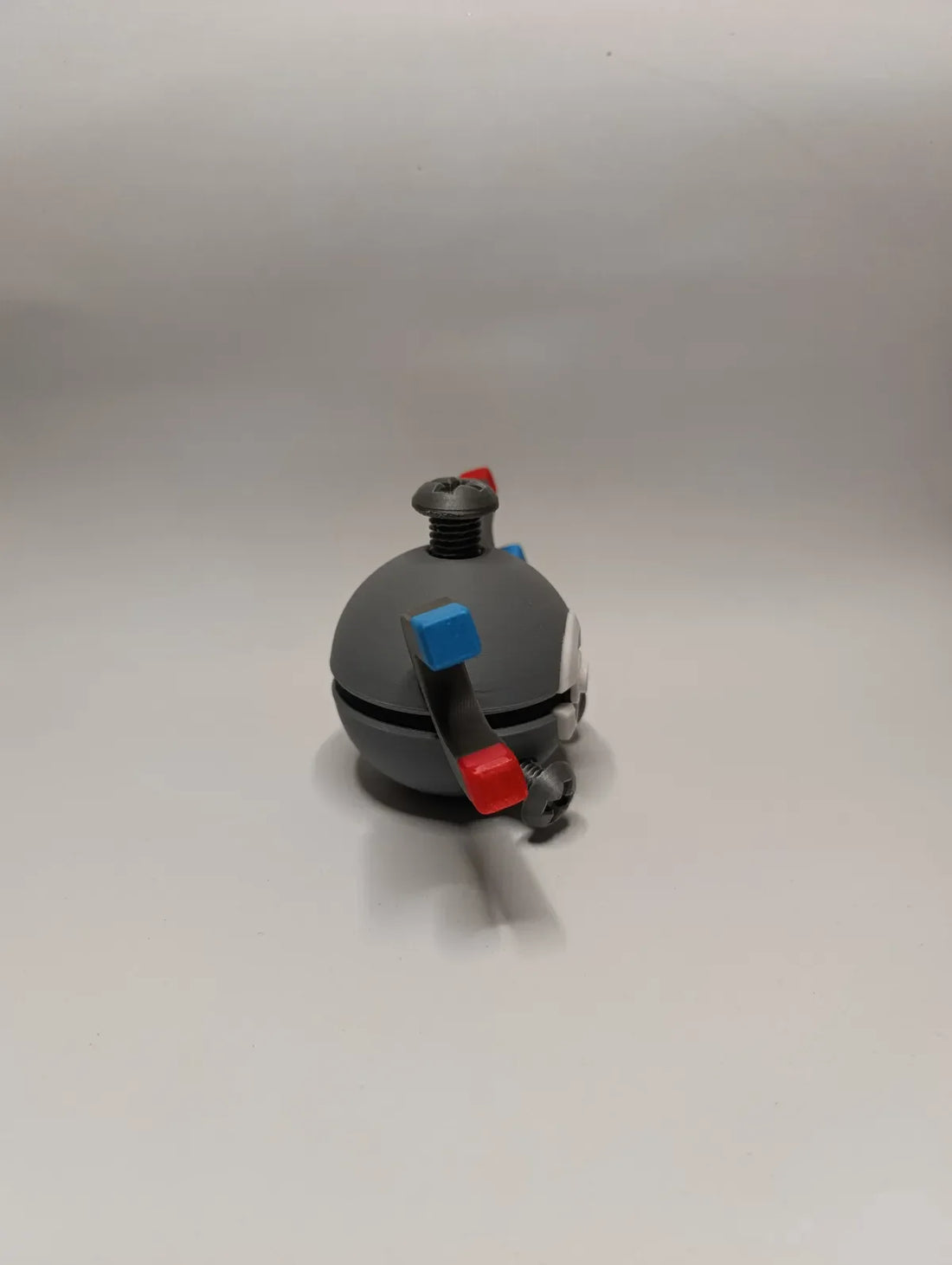 Poké Ball Magnemite Coleccionable de Alta Calidad