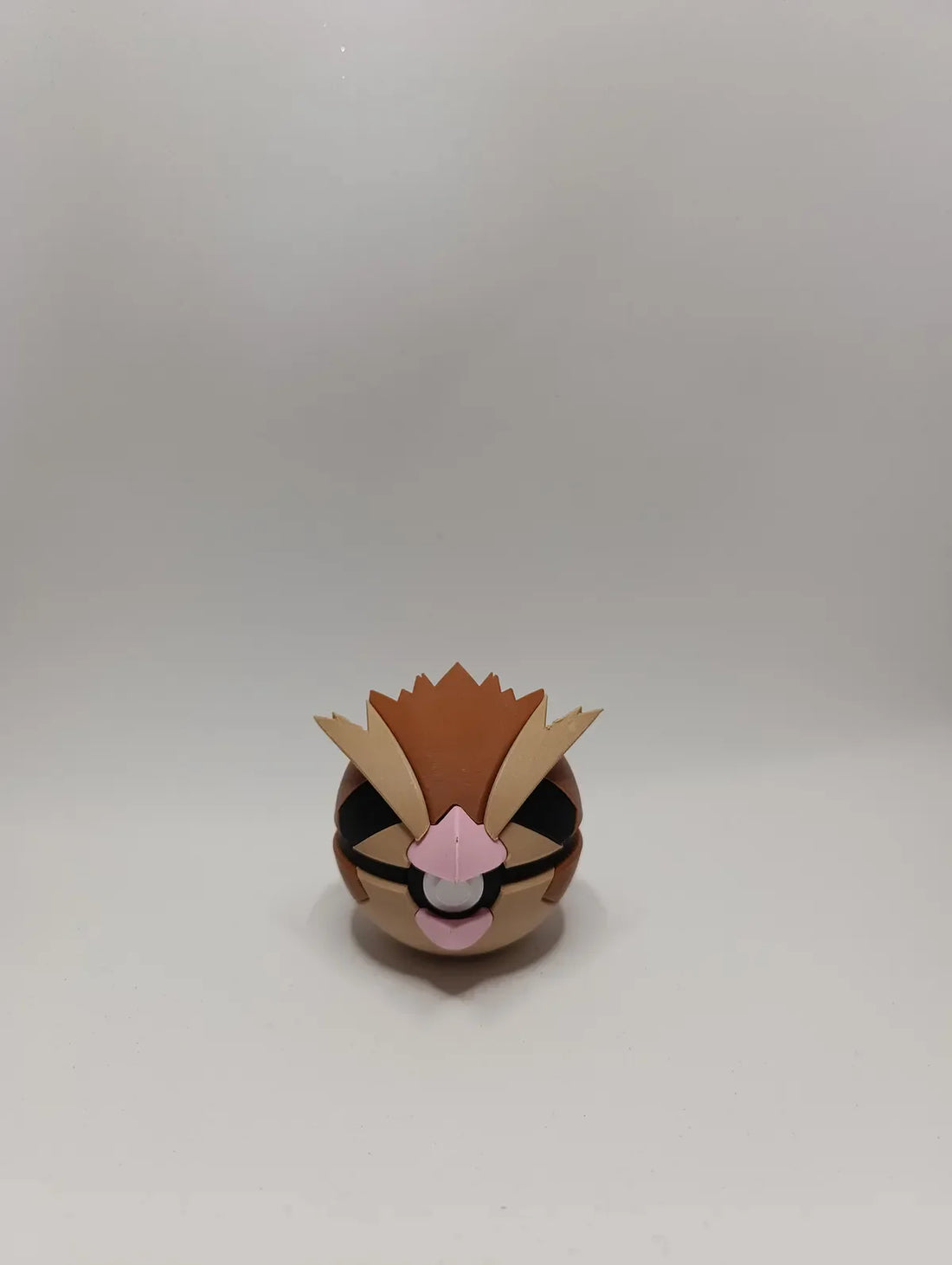Poké Ball Pidgey Réplica Premium Coleccionable