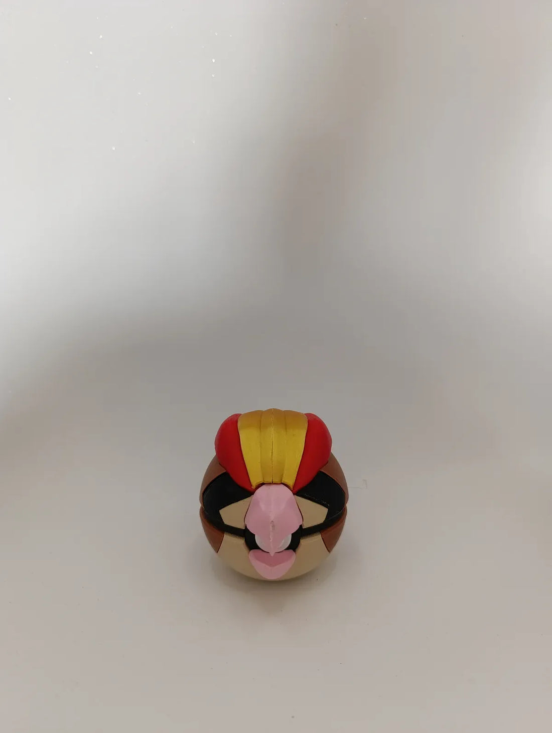 Poké Ball Pidgeot Réplica Premium Coleccionable