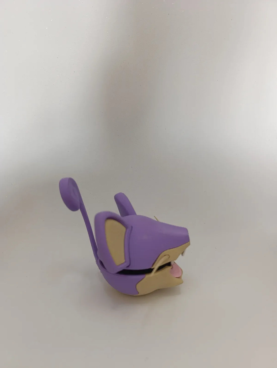 Poké Ball Rattata Réplica Premium Coleccionable