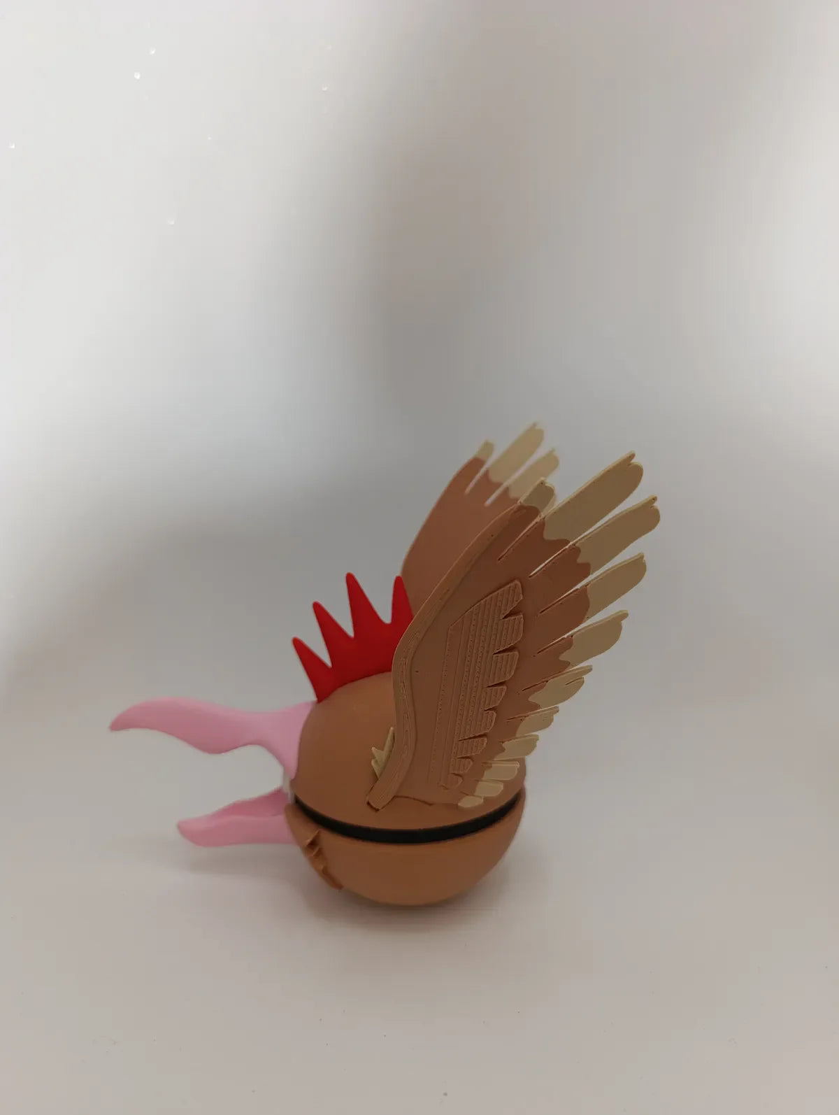 Poké Ball Fearow Réplica Premium Coleccionable