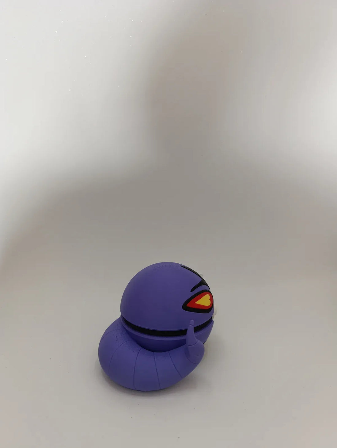 Poké Ball Arbok Réplica Premium Coleccionable