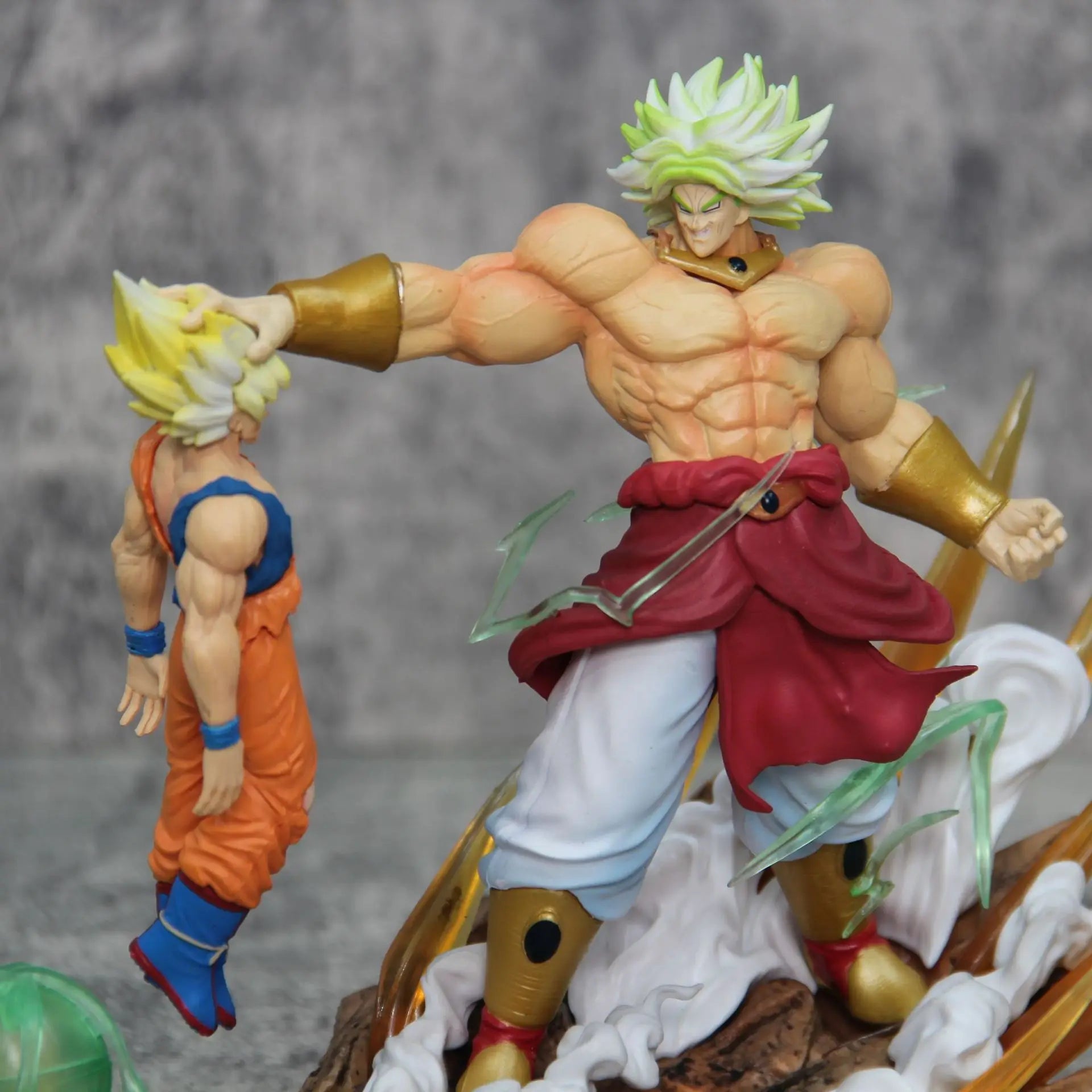 Figura Dragon Ball Broly Vs Son Goku 20cm