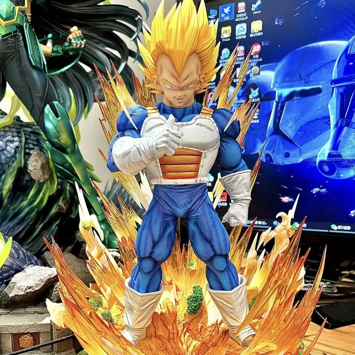 Figura Dragon Ball Vegeta Super Saiyan 36cm