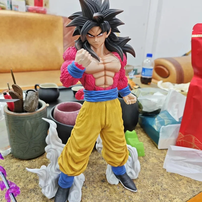 Dragon Ball Son Goku Super Saiyan 4 figure of 30cm
