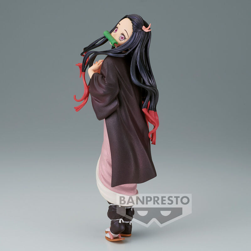 Figura Nezuko Kamado Special Color Glitter &amp; Glamours Demon Slayer Kimetsu no Yaiba 22cm